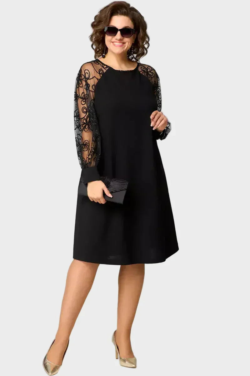 Milena™ | Elegante vestido negro con mangas de encaje