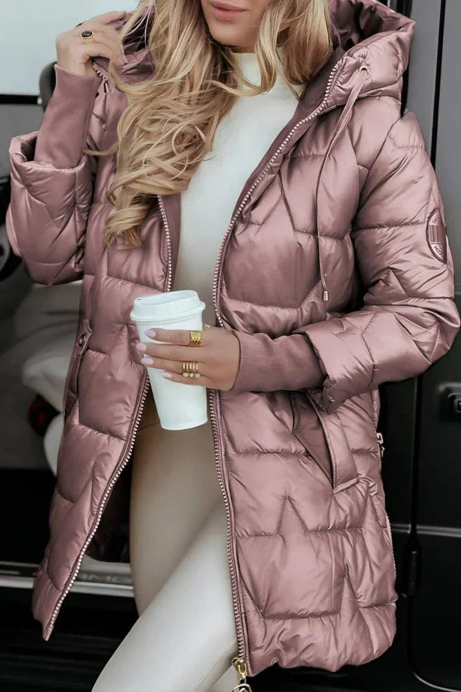 Renata™ | La chaqueta esencial que define el estilo invernal.