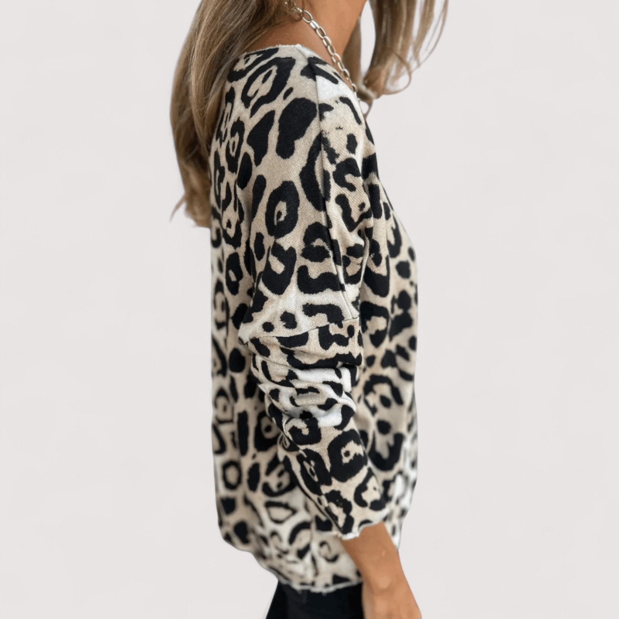 Zlata™ | Top ligero para mujeres con estampado de leopardo