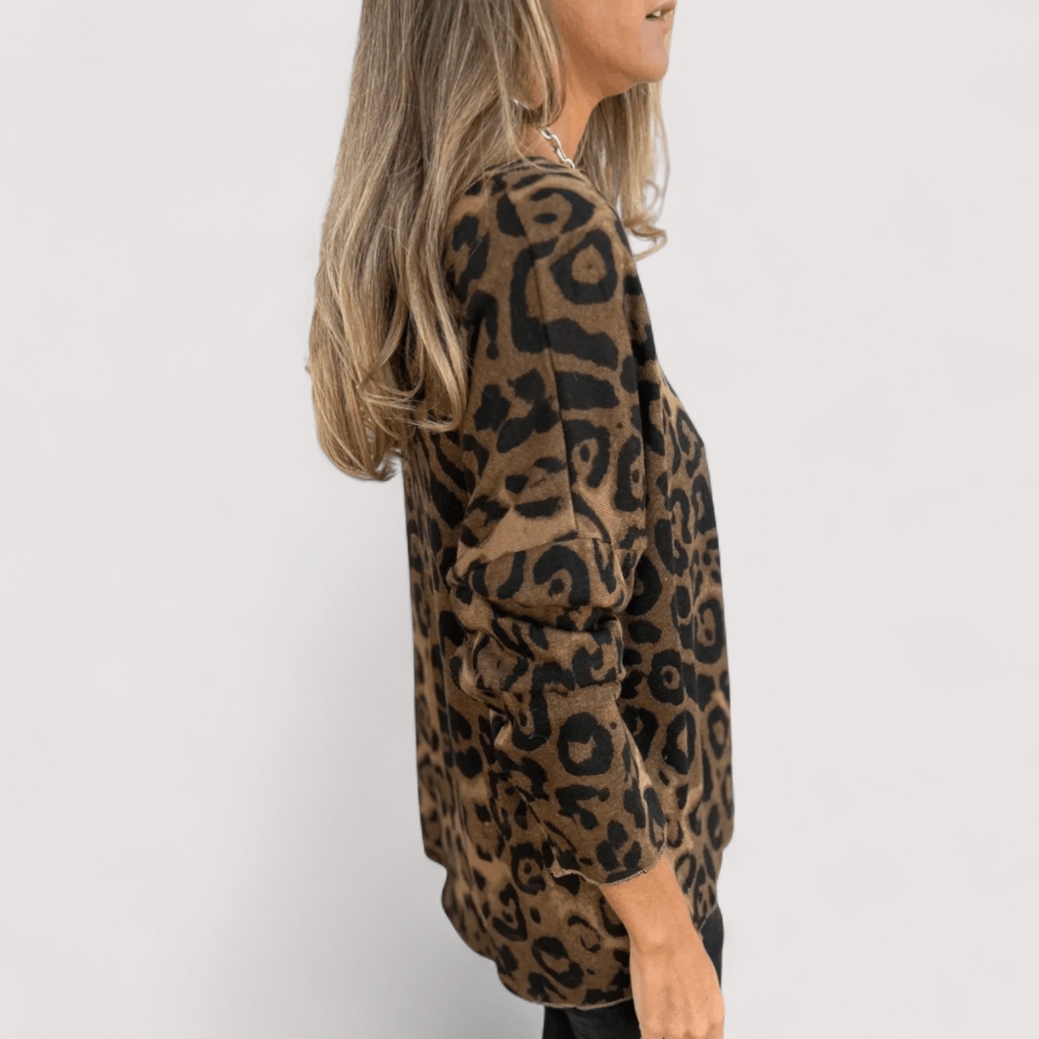 Zlata™ | Top ligero para mujeres con estampado de leopardo