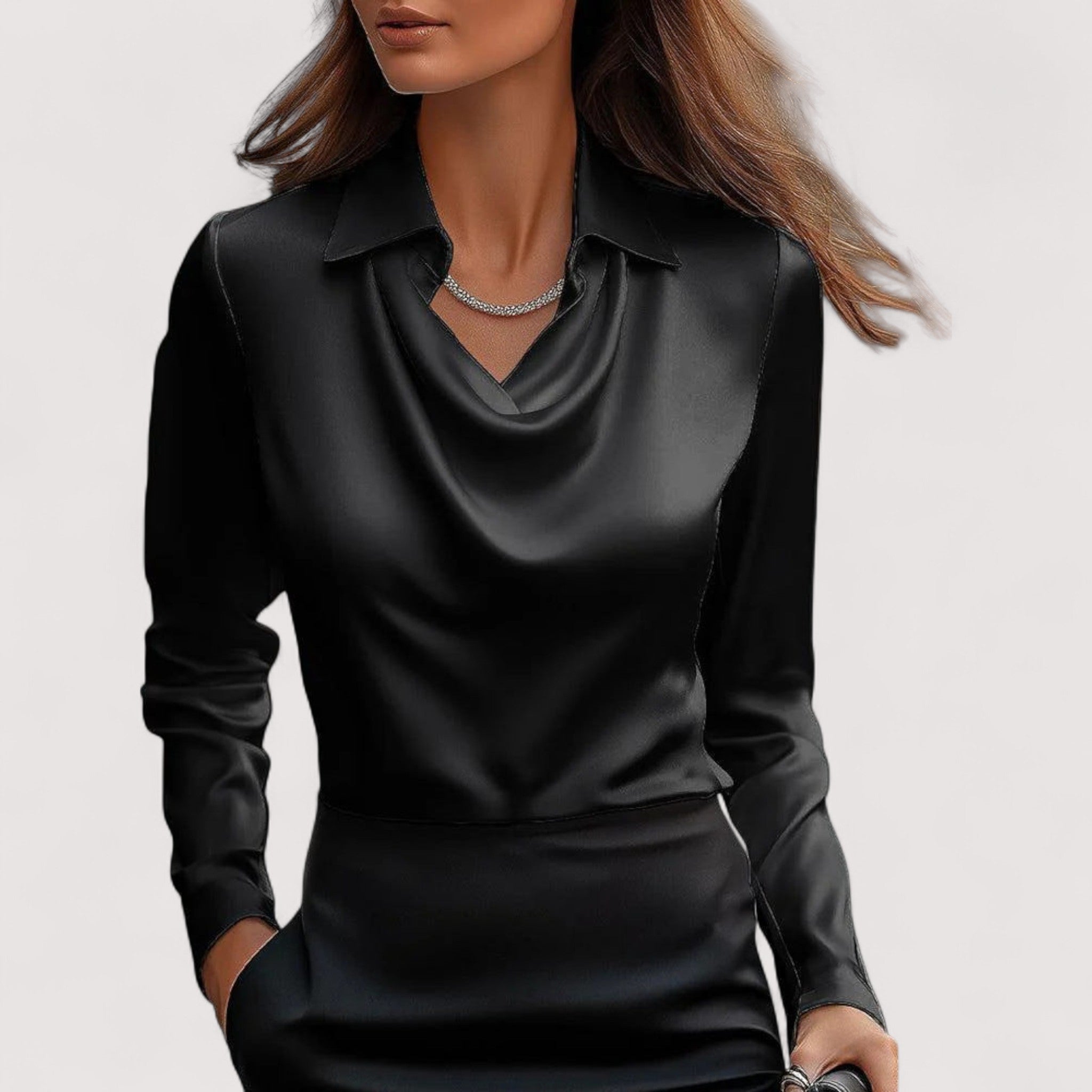 Charlotte™ | Top satinado con escote en V