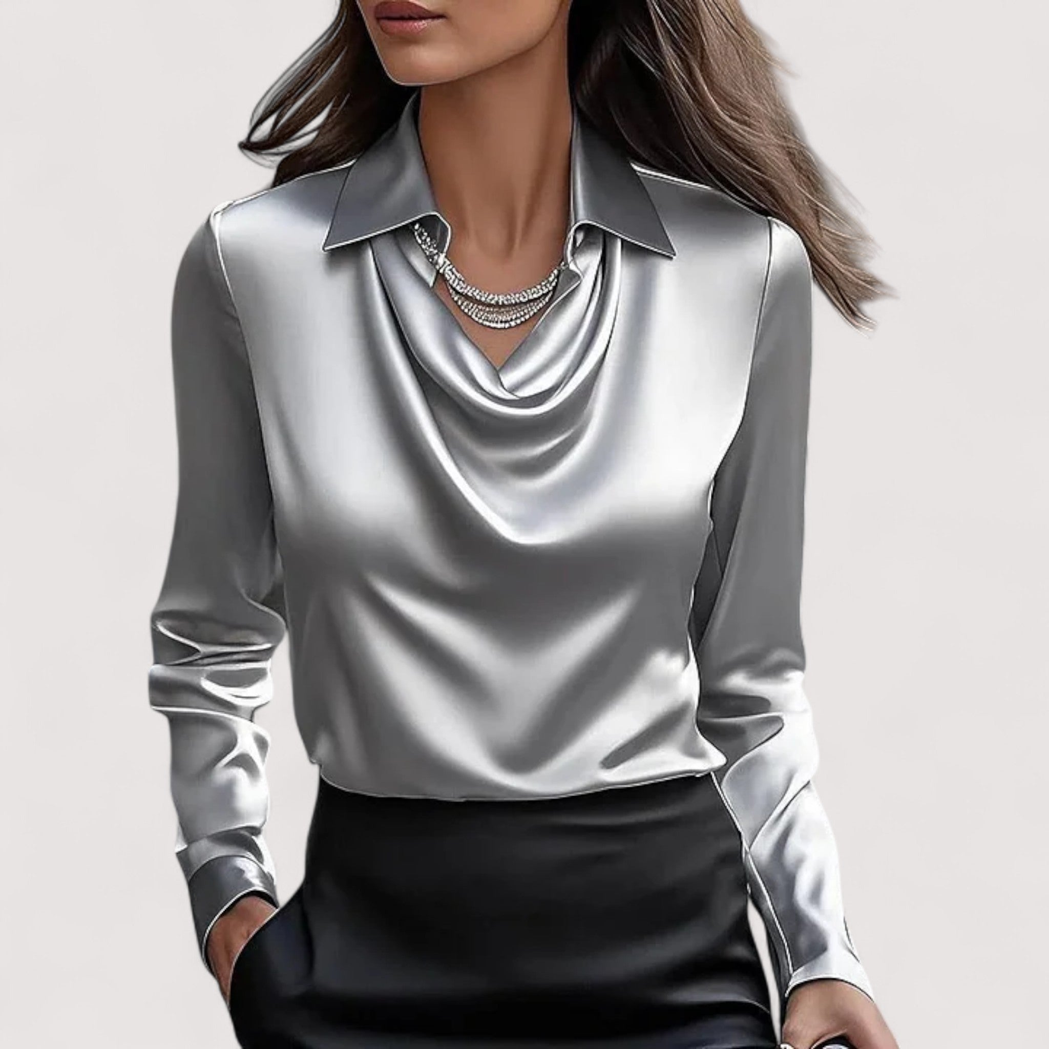 Charlotte™ | Top satinado con escote en V