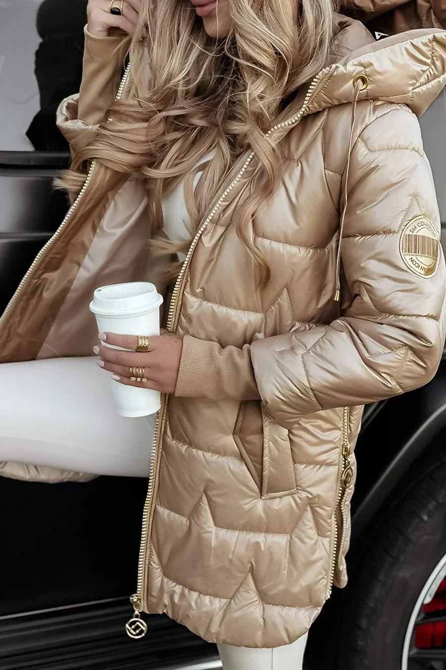 Renata™ | La chaqueta esencial que define el estilo invernal.